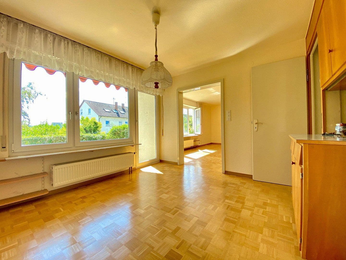 Prodej domu 170 m², pozemek 944 m², Filderstadt, Bádensko-Württembersko Prodej domu 170 m², pozemek 944 m², Filderstadt, Bádensko-Württembersko