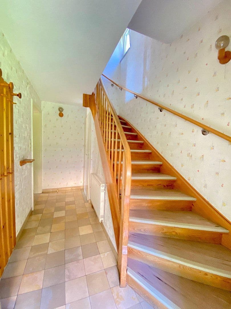 Prodej domu 170 m², pozemek 944 m², Filderstadt, Bádensko-Württembersko Prodej domu 170 m², pozemek 944 m², Filderstadt, Bádensko-Württembersko