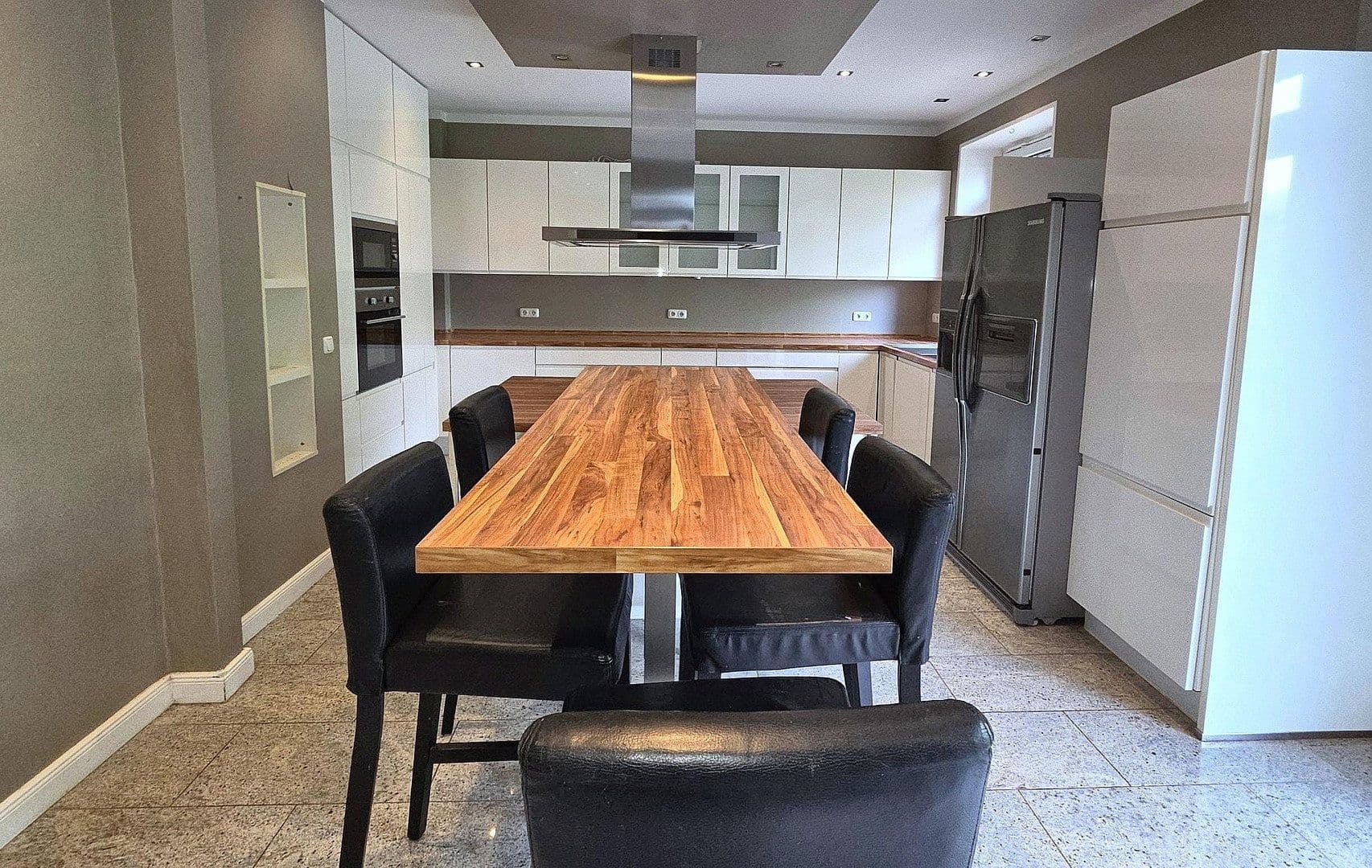 Prodej bytu 6+1 163 m², Krankenhausstr. 18, Radevormwald, Severní Porýní-Vestfálsko Prodej bytu 6+1 163 m², Krankenhausstr. 18, Radevormwald, Severní Porýní-Vestfálsko