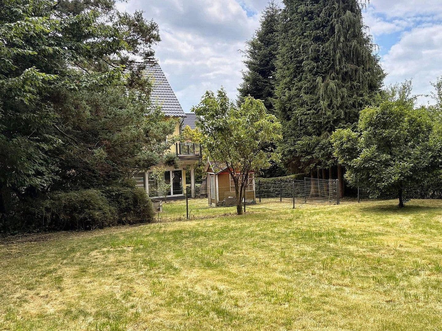 Prodej bytu 6+1 163 m², Krankenhausstr. 18, Radevormwald, Severní Porýní-Vestfálsko Prodej bytu 6+1 163 m², Krankenhausstr. 18, Radevormwald, Severní Porýní-Vestfálsko