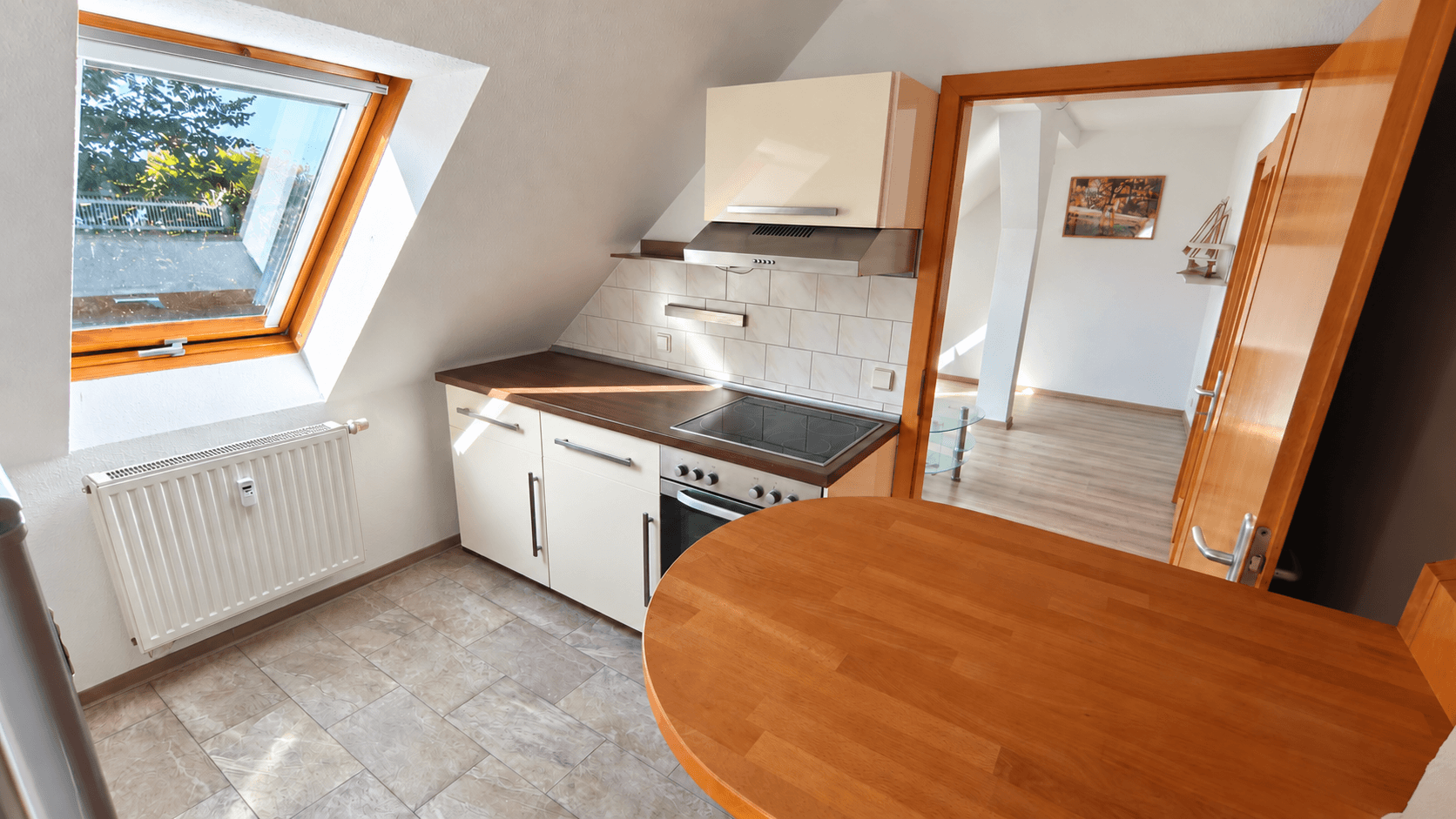Pronájem bytu 2+1 35 m², Pestalozzistraße 7, Oberlungwitz, Sasko Pronájem bytu 2+1 35 m², Pestalozzistraße 7, Oberlungwitz, Sasko