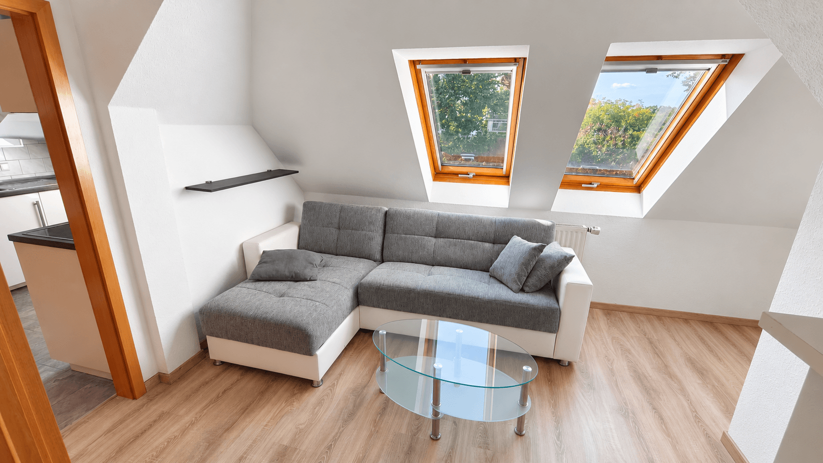 Pronájem bytu 2+1 35 m², Pestalozzistraße 7, Oberlungwitz, Sasko Pronájem bytu 2+1 35 m², Pestalozzistraße 7, Oberlungwitz, Sasko