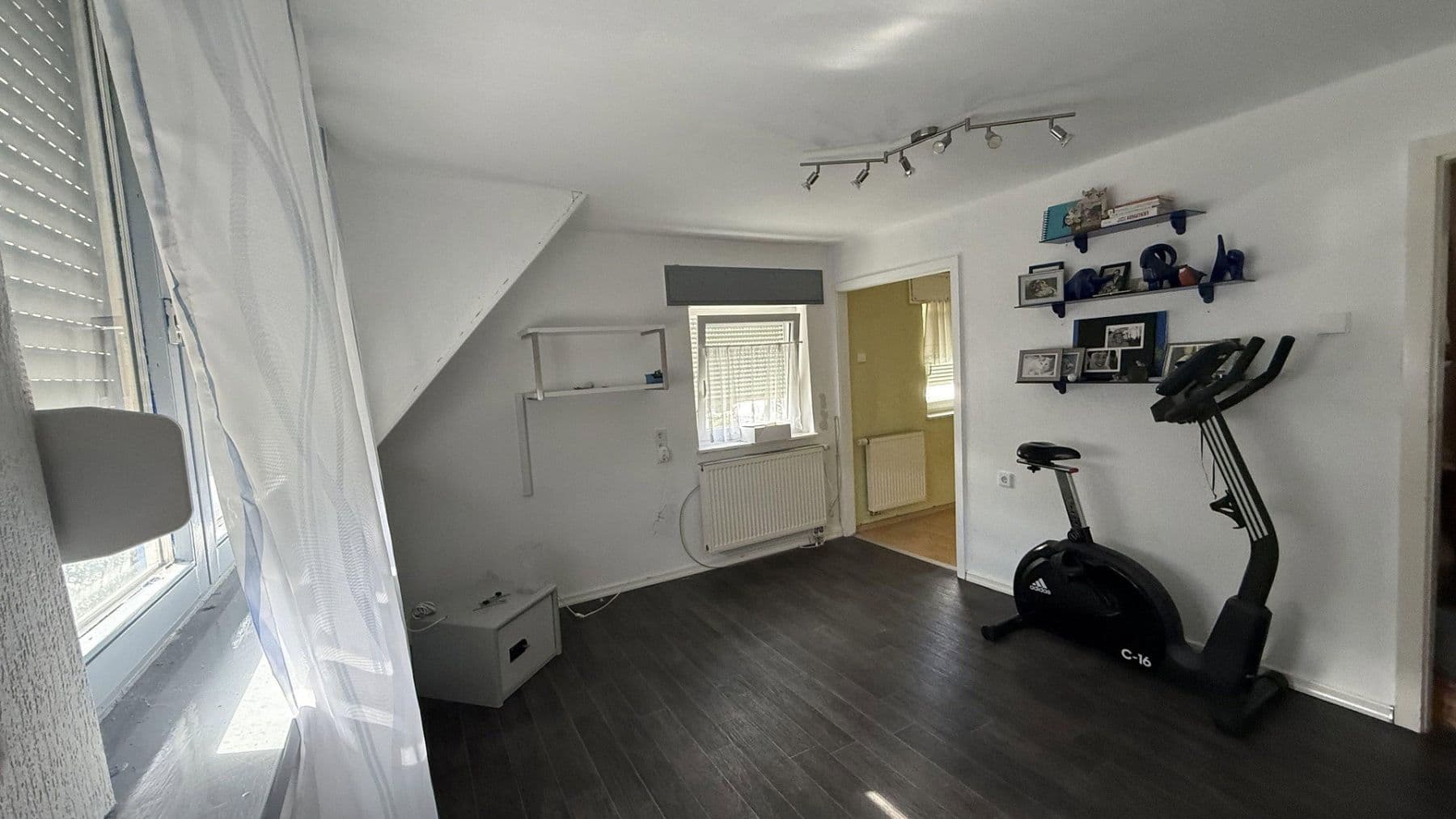 Prodej domu 100 m², pozemek 777 m², Karlsruhe, Bádensko-Württembersko Prodej domu 100 m², pozemek 777 m², Karlsruhe, Bádensko-Württembersko