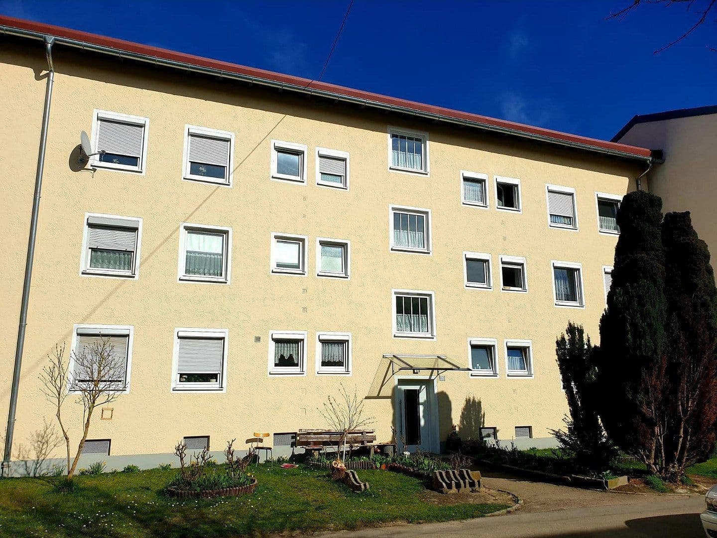 Pronájem bytu 3+1 50 m², Danzigerstraße 26, Neuburg an der Donau, Bavorsko Pronájem bytu 3+1 50 m², Danzigerstraße 26, Neuburg an der Donau, Bavorsko