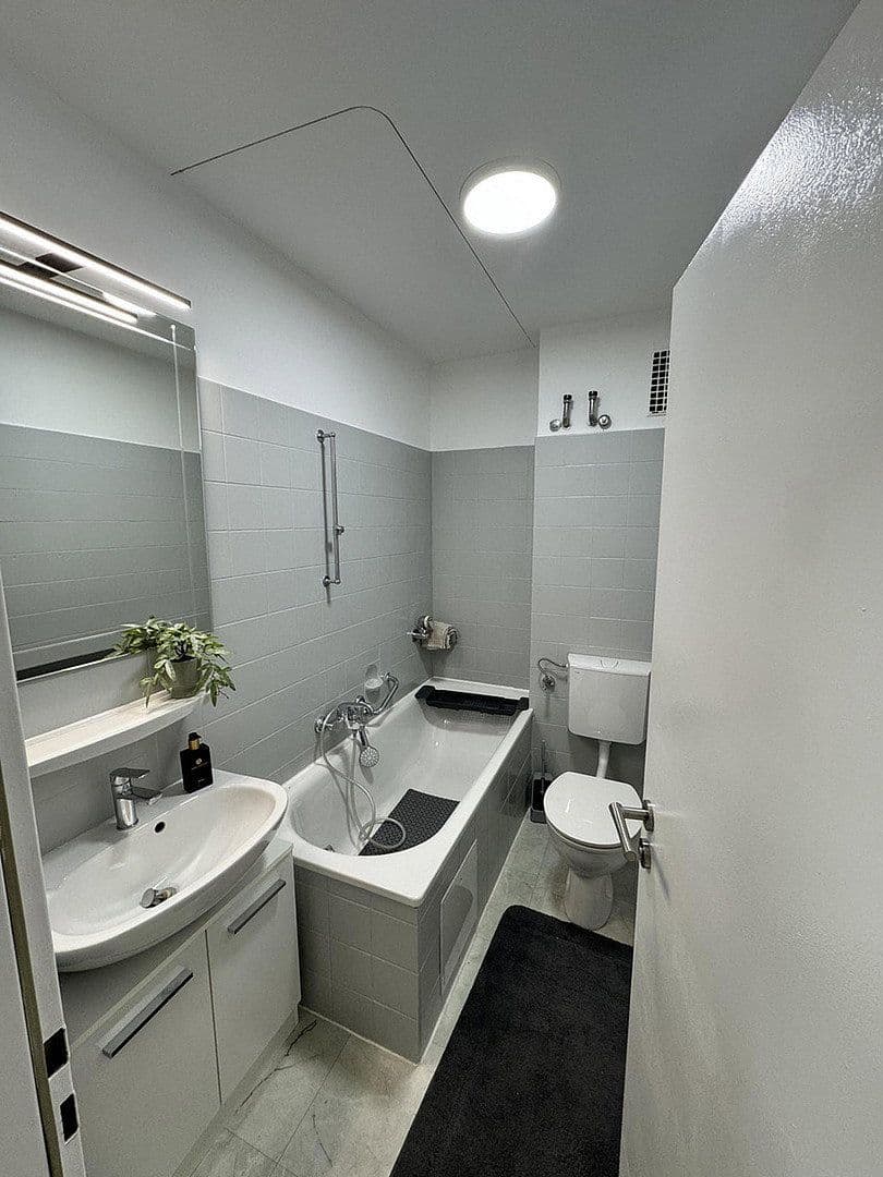 Pronájem bytu 1+1 26 m², Nürnberg, Bavorsko Pronájem bytu 1+1 26 m², Nürnberg, Bavorsko