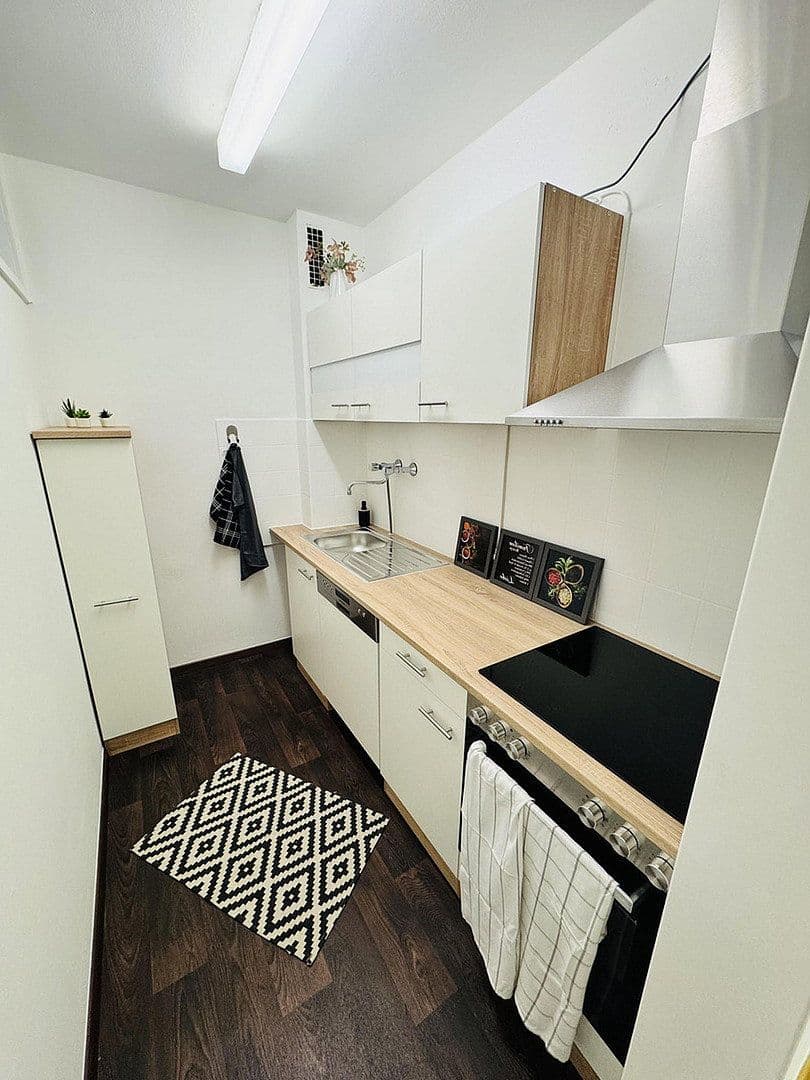 Pronájem bytu 1+1 26 m², Nürnberg, Bavorsko Pronájem bytu 1+1 26 m², Nürnberg, Bavorsko
