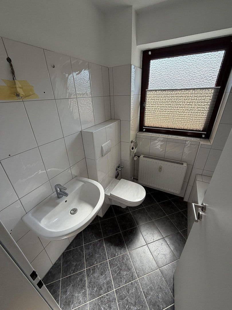 Pronájem bytu 3+1 76 m², Lerchenweg 49, Duisburg, Severní Porýní-Vestfálsko Pronájem bytu 3+1 76 m², Lerchenweg 49, Duisburg, Severní Porýní-Vestfálsko