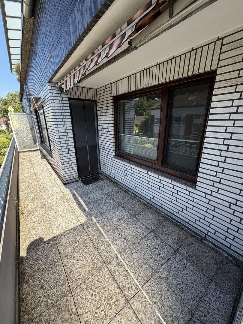 Pronájem bytu 3+1 76 m², Lerchenweg 49, Duisburg, Severní Porýní-Vestfálsko Pronájem bytu 3+1 76 m², Lerchenweg 49, Duisburg, Severní Porýní-Vestfálsko