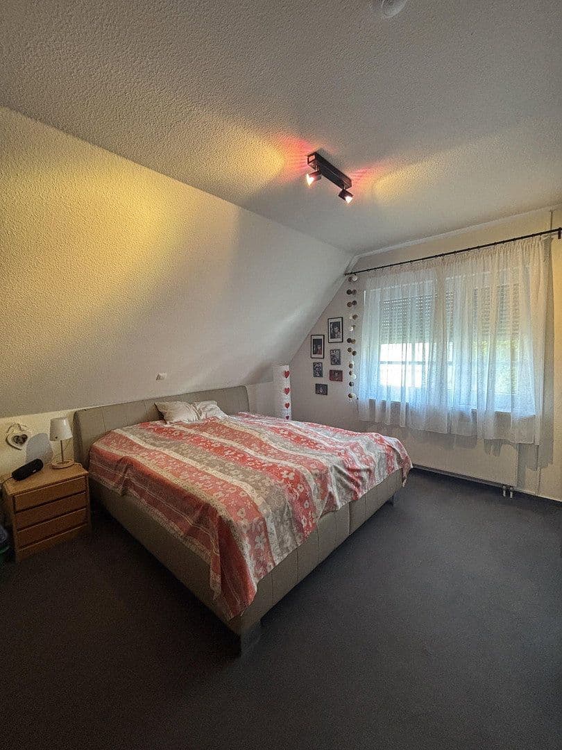 Prodej domu 133 m², pozemek 483 m², Wennigsen (Deister), Dolní Sasko Prodej domu 133 m², pozemek 483 m², Wennigsen (Deister), Dolní Sasko