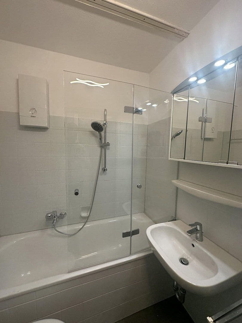 Pronájem bytu 1+1 26 m², Fürth, Bavorsko Pronájem bytu 1+1 26 m², Fürth, Bavorsko