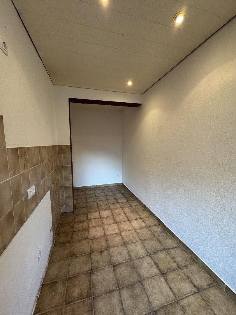 Pronájem bytu 1+kk 33 m², Essen, Severní Porýní-Vestfálsko Pronájem bytu 1+kk 33 m², Essen, Severní Porýní-Vestfálsko