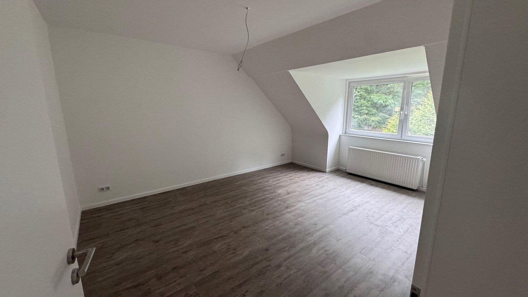 Pronájem bytu 4+1 94 m², Krümmelstraße 6, Geesthacht, Šlesvicko-Holštýnsko Pronájem bytu 4+1 94 m², Krümmelstraße 6, Geesthacht, Šlesvicko-Holštýnsko