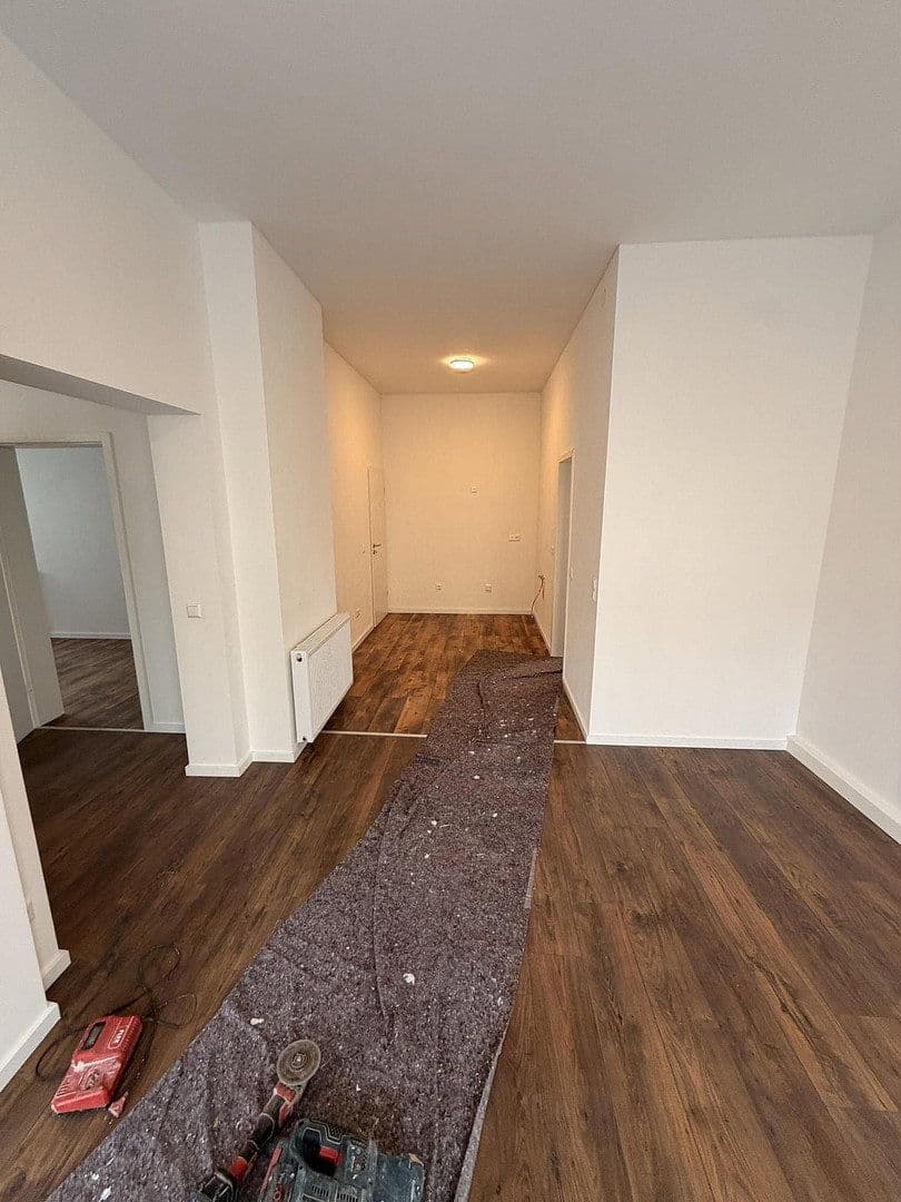 Pronájem bytu 3+1 65 m², Weinstraße 43, Ranschbach, Porýní-Falc Pronájem bytu 3+1 65 m², Weinstraße 43, Ranschbach, Porýní-Falc