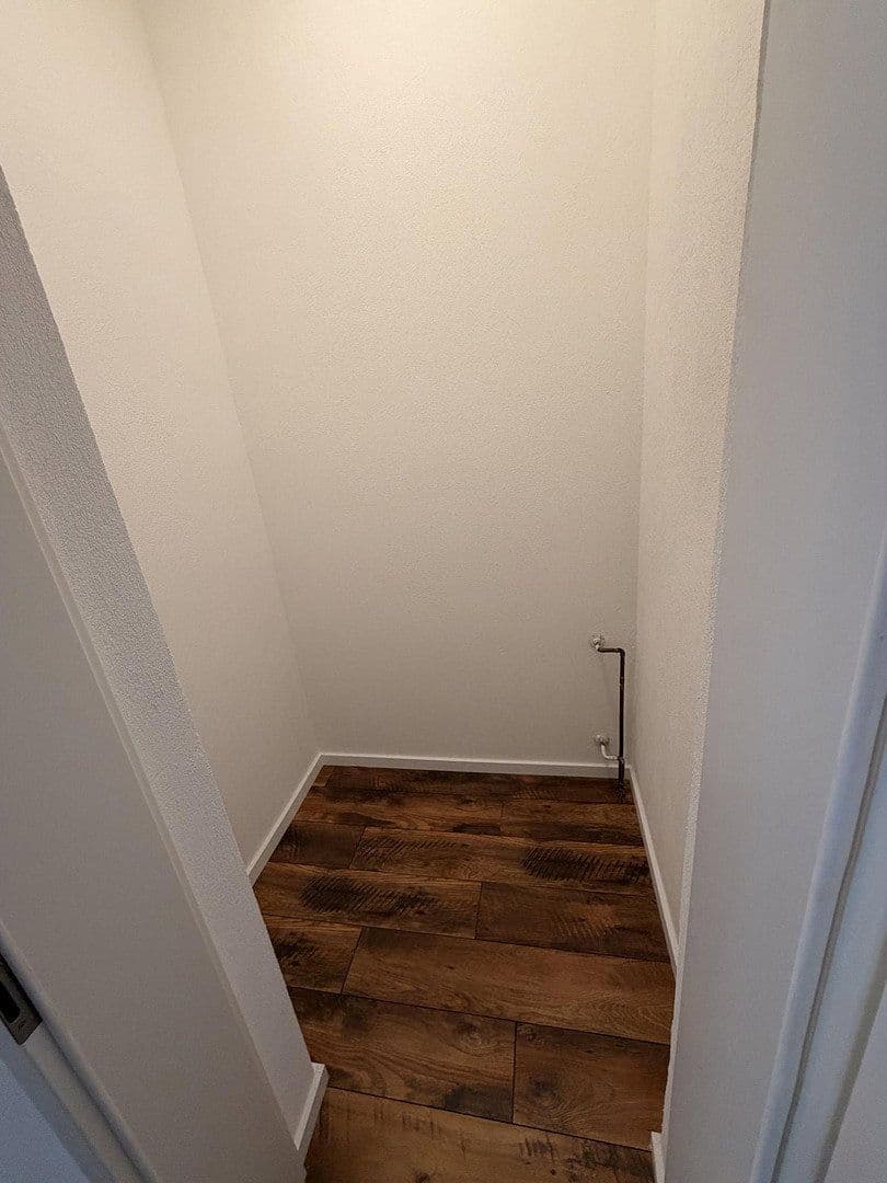 Pronájem bytu 3+1 65 m², Weinstraße 43, Ranschbach, Porýní-Falc Pronájem bytu 3+1 65 m², Weinstraße 43, Ranschbach, Porýní-Falc