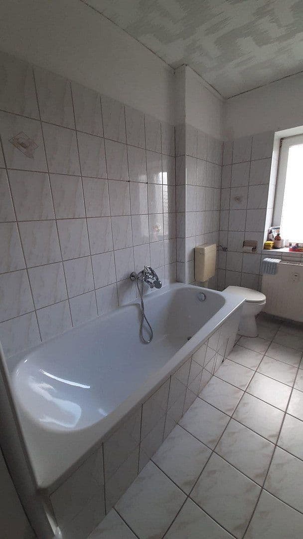Pronájem bytu 2+1 59 m², Parkstr. 5, Žíč, Sasko-Anhaltsko Pronájem bytu 2+1 59 m², Parkstr. 5, Žíč, Sasko-Anhaltsko