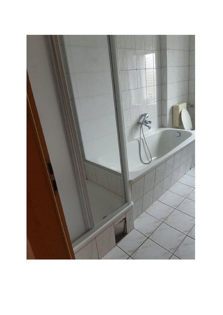 Pronájem bytu 2+1 59 m², Parkstr. 5, Žíč, Sasko-Anhaltsko Pronájem bytu 2+1 59 m², Parkstr. 5, Žíč, Sasko-Anhaltsko