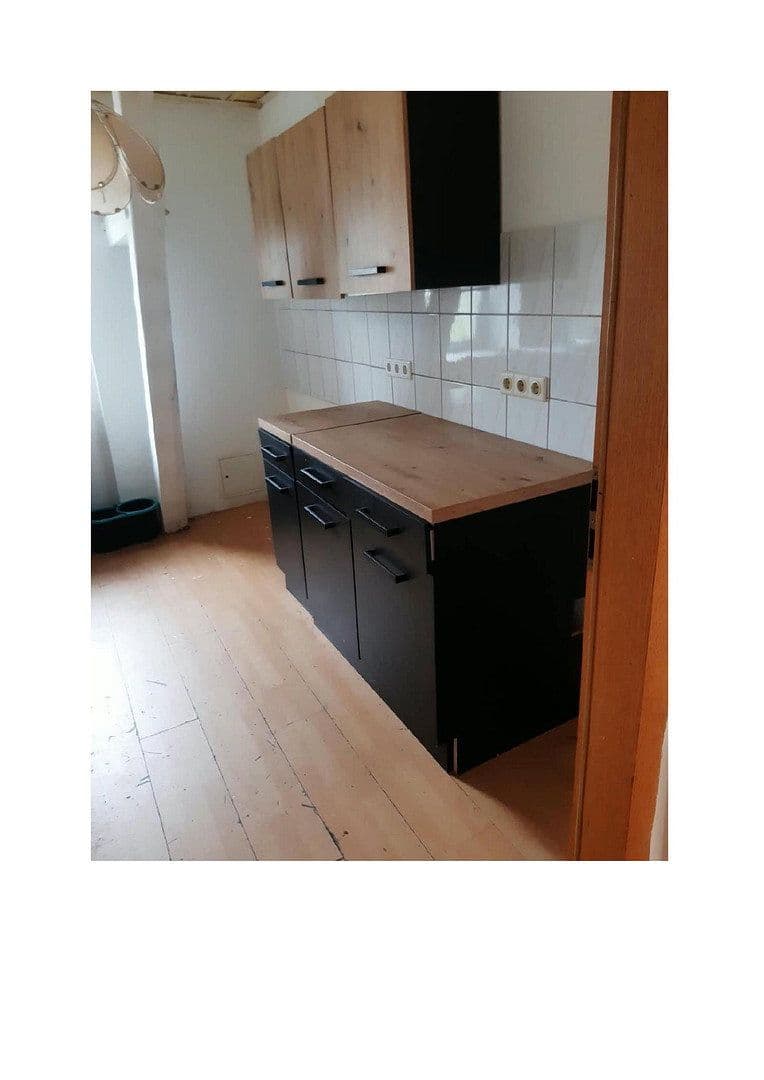 Pronájem bytu 2+1 59 m², Parkstr. 5, Žíč, Sasko-Anhaltsko Pronájem bytu 2+1 59 m², Parkstr. 5, Žíč, Sasko-Anhaltsko