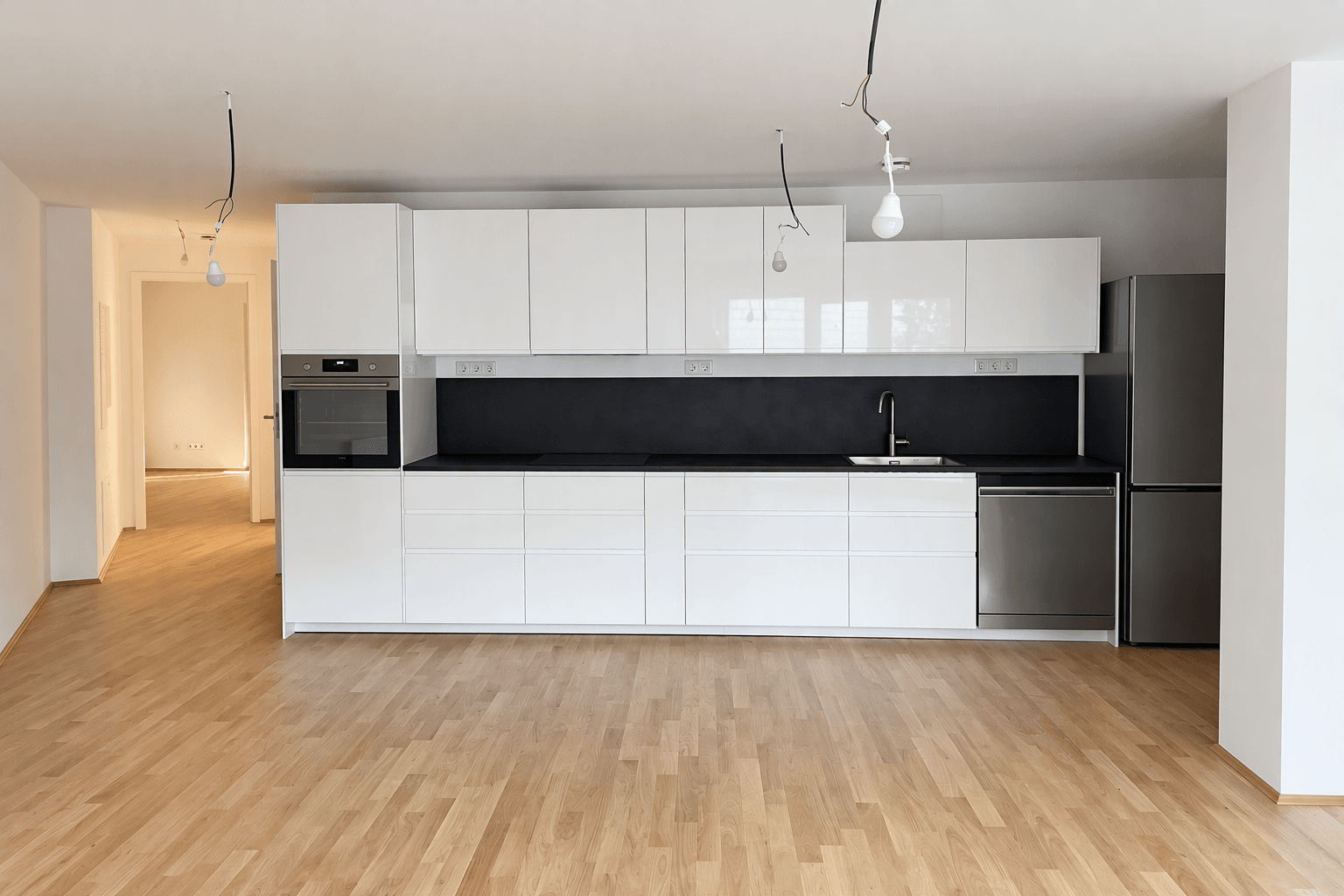 Pronájem bytu 3+1 83 m², Fleherstr 23, Düsseldorf, Severní Porýní-Vestfálsko Pronájem bytu 3+1 83 m², Fleherstr 23, Düsseldorf, Severní Porýní-Vestfálsko