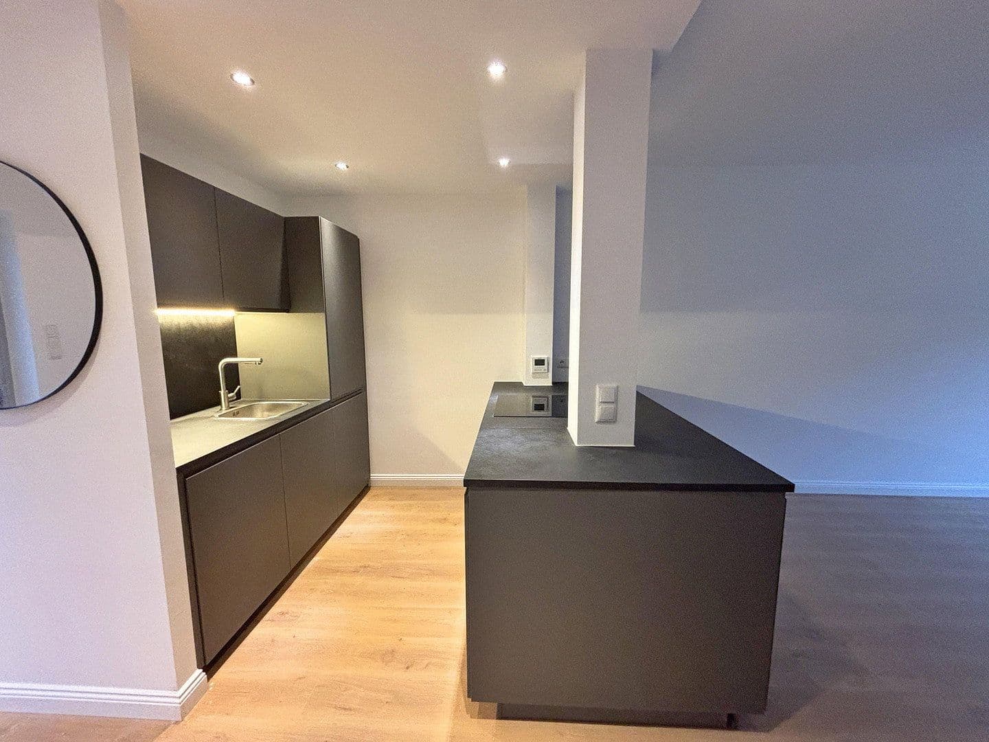 Prodej domu 75 m², pozemek 102 m², Hamburg, Hamburg Prodej domu 75 m², pozemek 102 m², Hamburg, Hamburg