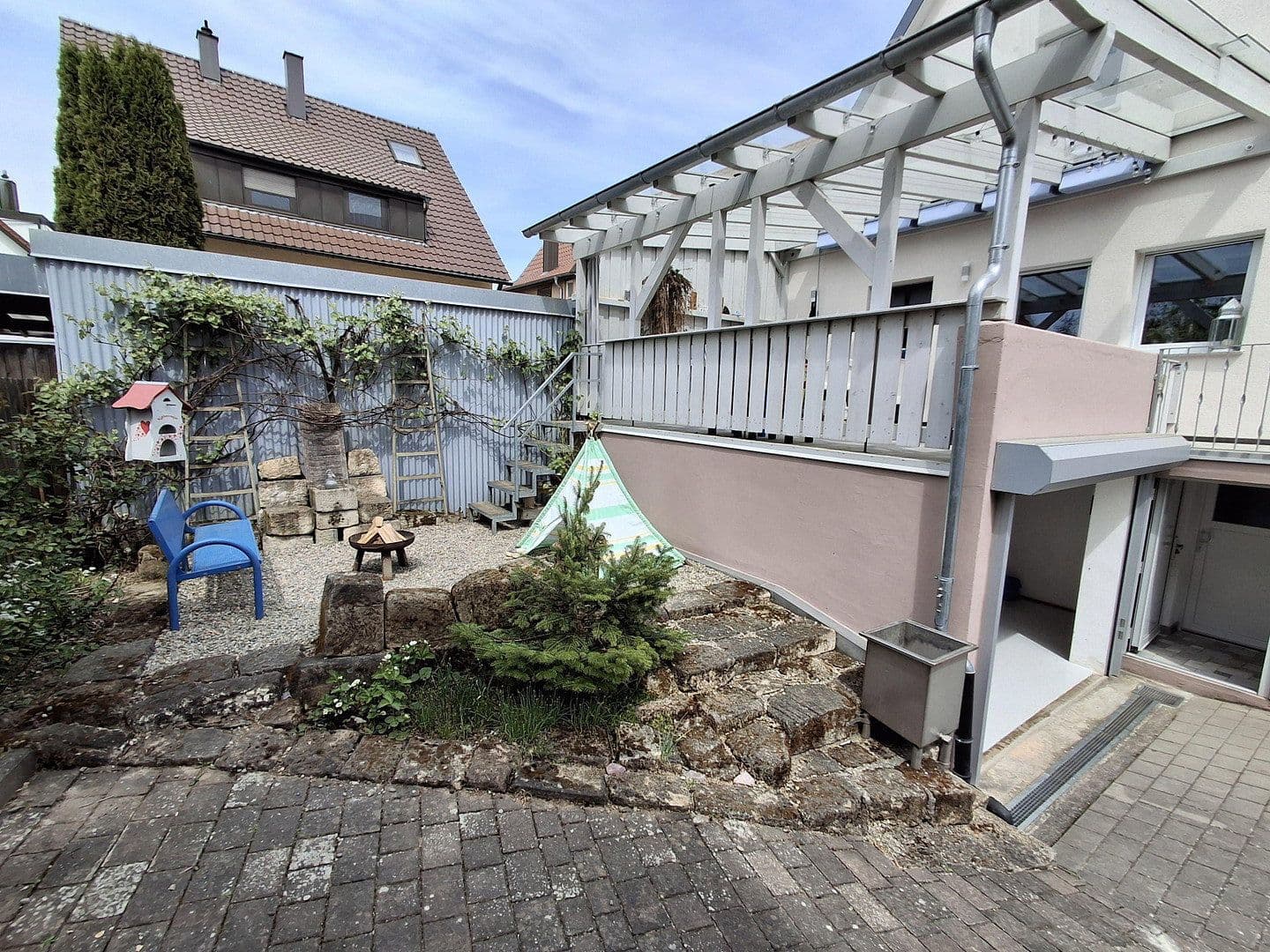 Prodej domu 104 m², pozemek 199 m², Filderstadt, Bádensko-Württembersko Prodej domu 104 m², pozemek 199 m², Filderstadt, Bádensko-Württembersko