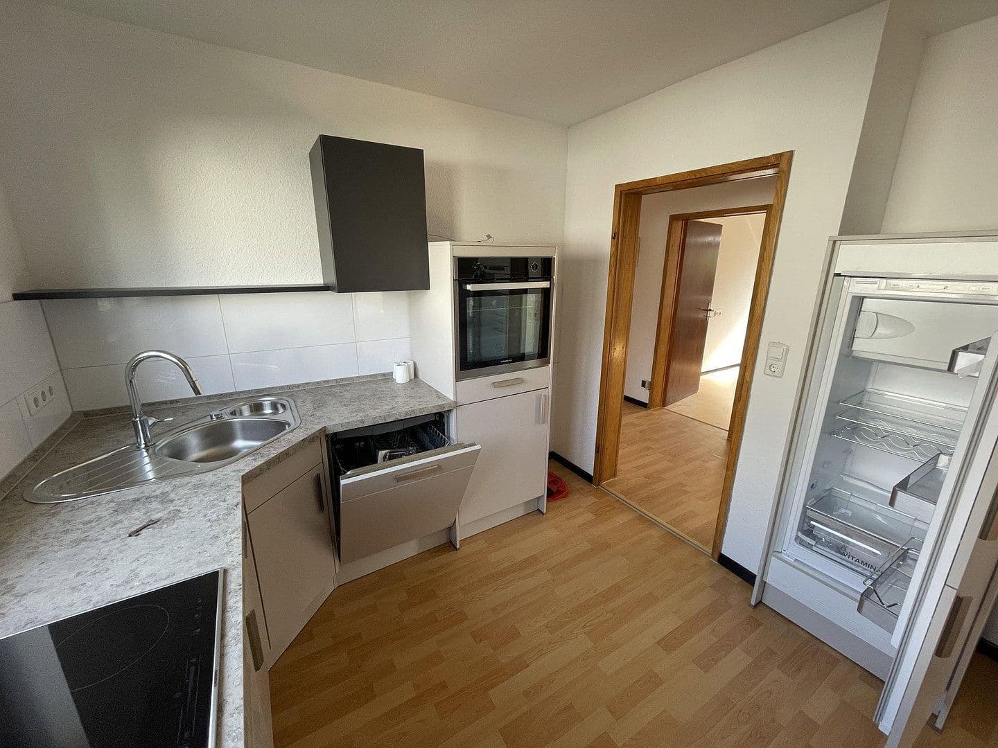 Pronájem domu 180 m², pozemek 590 m², Erbach, Bádensko-Württembersko Pronájem domu 180 m², pozemek 590 m², Erbach, Bádensko-Württembersko