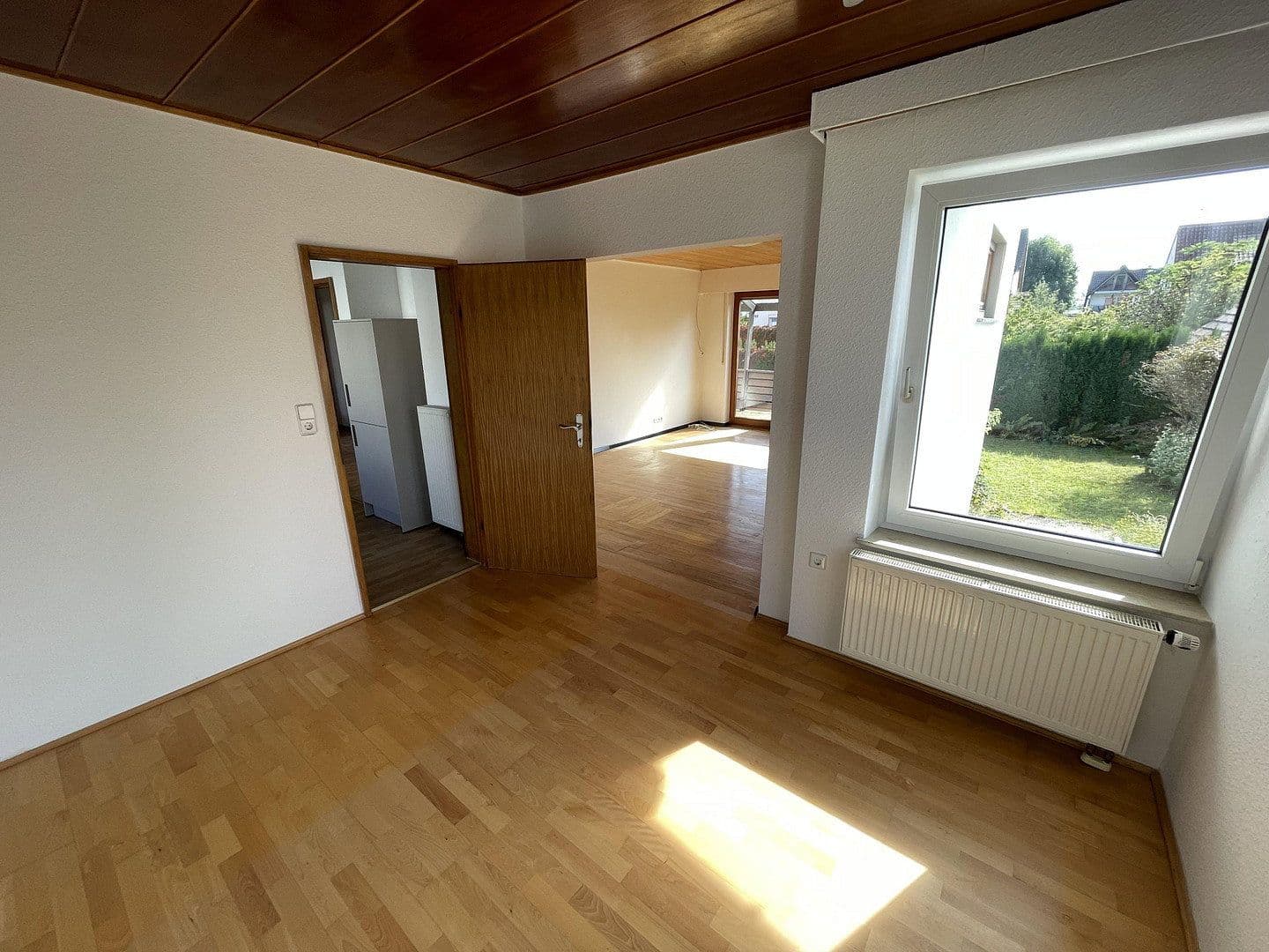 Pronájem domu 180 m², pozemek 590 m², Erbach, Bádensko-Württembersko Pronájem domu 180 m², pozemek 590 m², Erbach, Bádensko-Württembersko