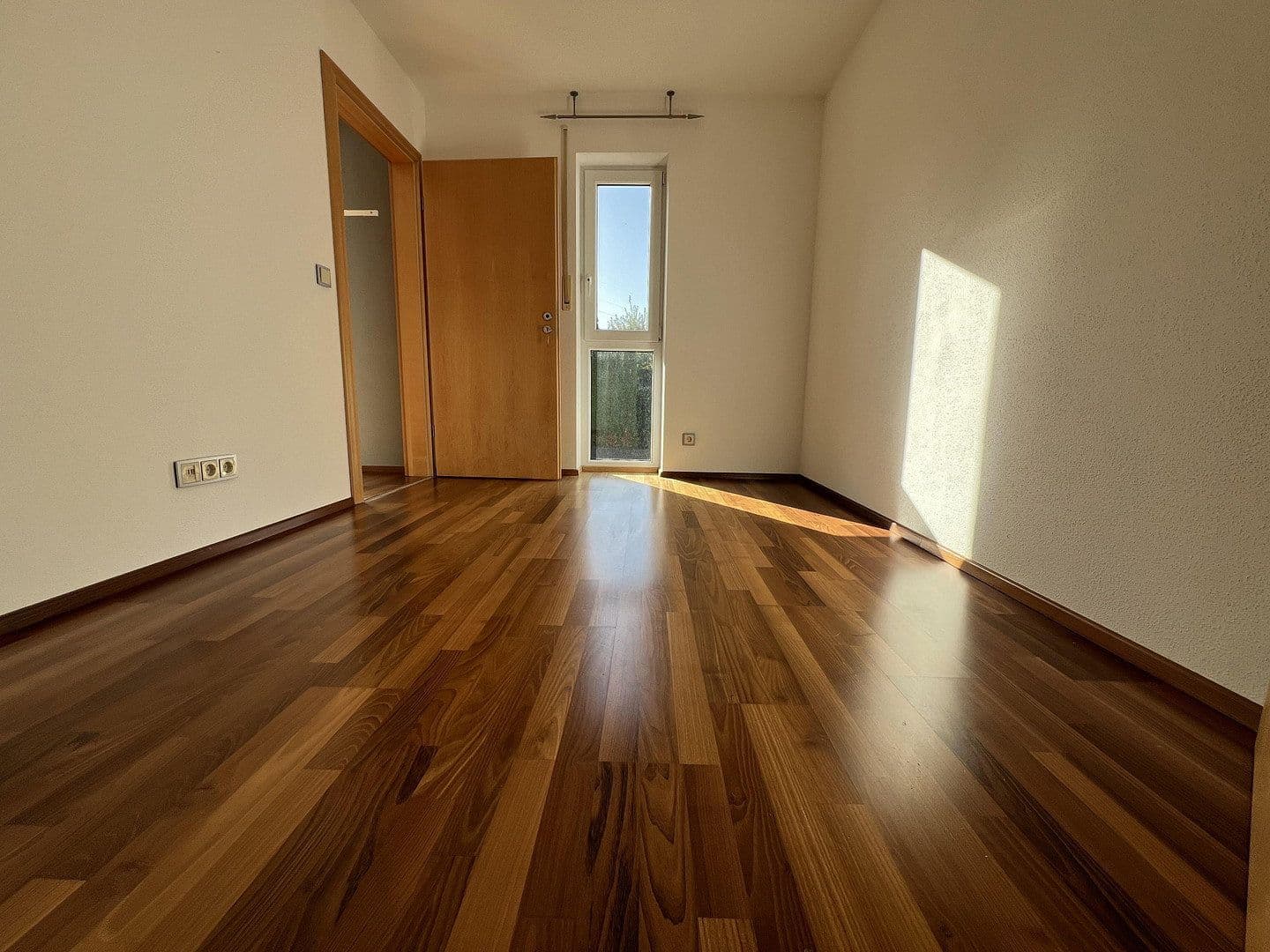Prodej domu 195 m², pozemek 715 m², Moosinning, Bavorsko Prodej domu 195 m², pozemek 715 m², Moosinning, Bavorsko