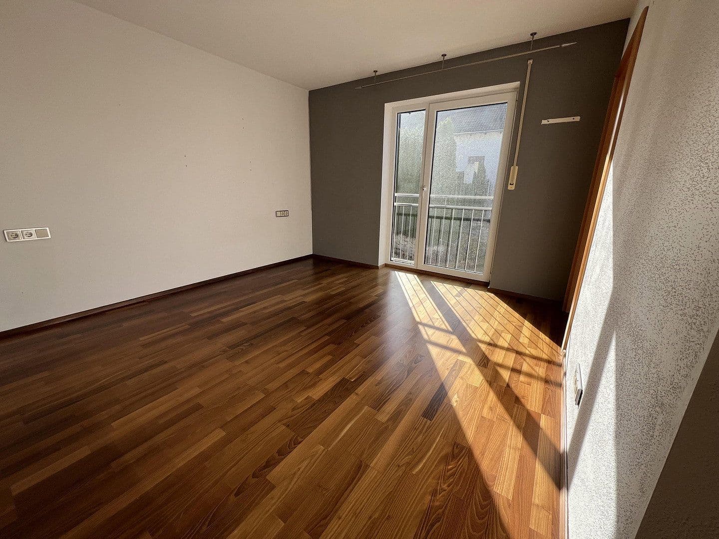 Prodej domu 195 m², pozemek 715 m², Moosinning, Bavorsko Prodej domu 195 m², pozemek 715 m², Moosinning, Bavorsko