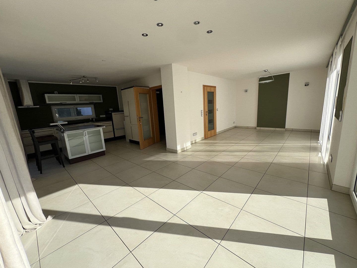 Prodej domu 195 m², pozemek 715 m², Moosinning, Bavorsko Prodej domu 195 m², pozemek 715 m², Moosinning, Bavorsko