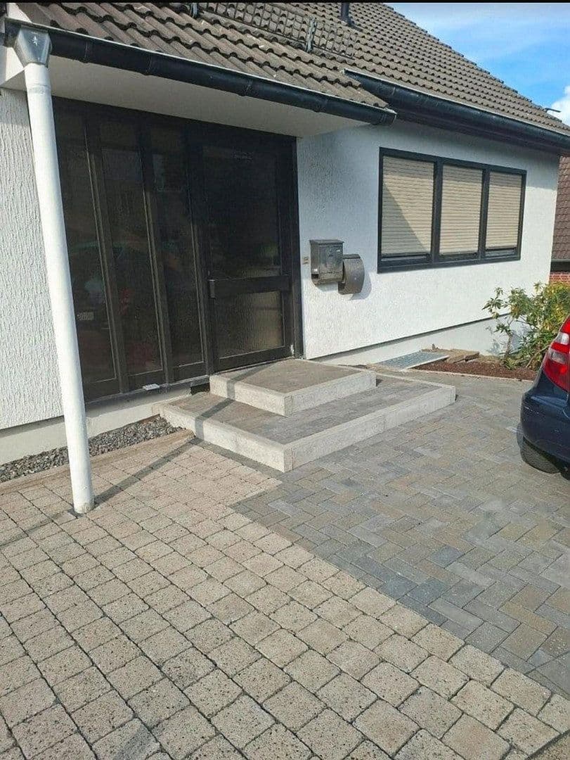 Pronájem bytu 3+kk 110 m², Zur almke 4, Sundern, Severní Porýní-Vestfálsko Pronájem bytu 3+kk 110 m², Zur almke 4, Sundern, Severní Porýní-Vestfálsko