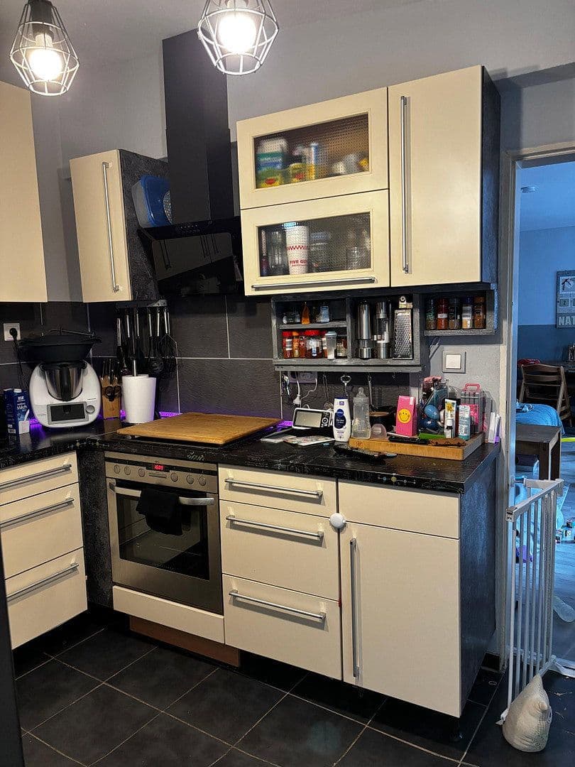 Pronájem bytu 3+1 93 m², Moerserstr.298, Duisburg, Severní Porýní-Vestfálsko Pronájem bytu 3+1 93 m², Moerserstr.298, Duisburg, Severní Porýní-Vestfálsko