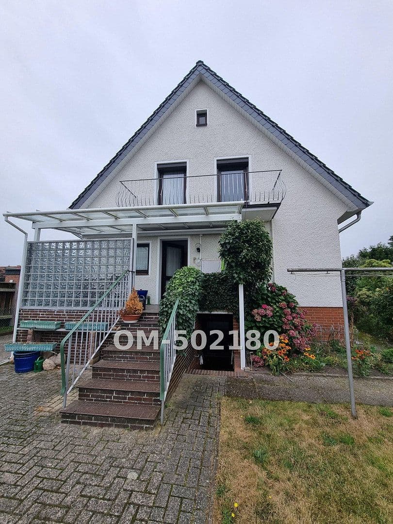 Prodej domu 135 m², pozemek 1.165 m², Syke, Dolní Sasko Prodej domu 135 m², pozemek 1.165 m², Syke, Dolní Sasko