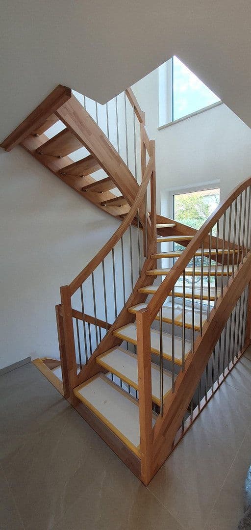 Pronájem domu 130 m², pozemek 300 m², Türkenfeld, Bavorsko Pronájem domu 130 m², pozemek 300 m², Türkenfeld, Bavorsko