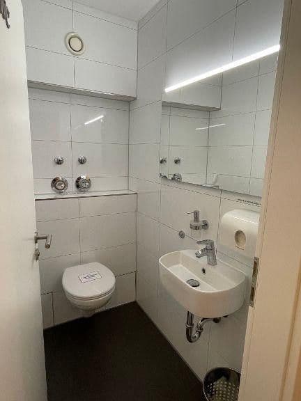 Prodej bytu 5+kk 127 m², Tübingen, Bádensko-Württembersko Prodej bytu 5+kk 127 m², Tübingen, Bádensko-Württembersko