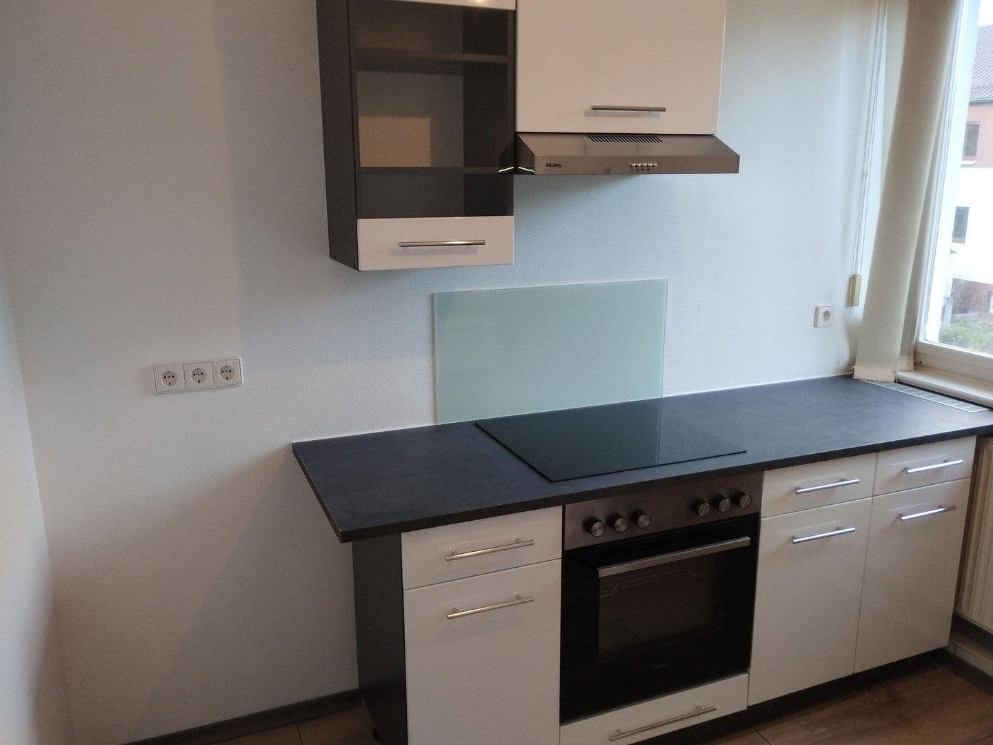 Pronájem bytu 2+1 79 m², Reutlingen, Bádensko-Württembersko Pronájem bytu 2+1 79 m², Reutlingen, Bádensko-Württembersko