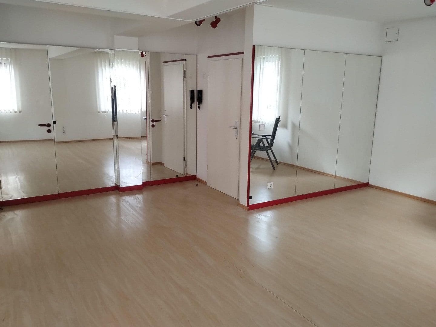 Pronájem bytu 2+1 79 m², Reutlingen, Bádensko-Württembersko Pronájem bytu 2+1 79 m², Reutlingen, Bádensko-Württembersko