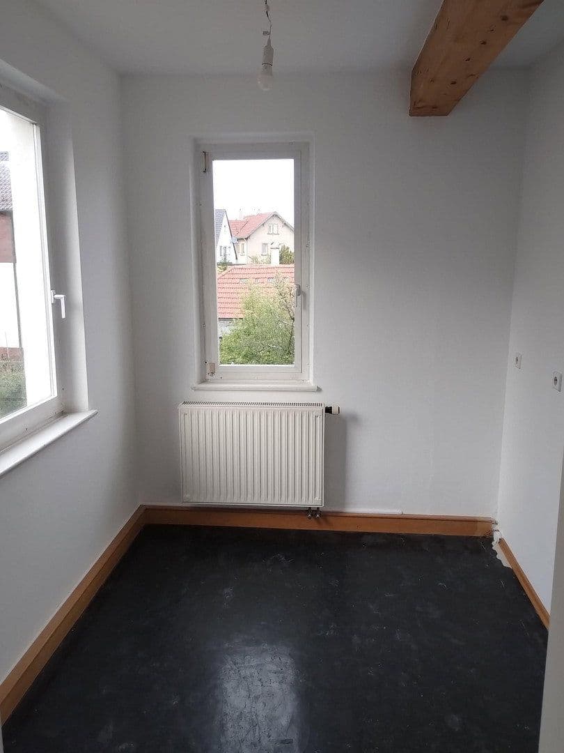 Pronájem bytu 2+1 79 m², Reutlingen, Bádensko-Württembersko Pronájem bytu 2+1 79 m², Reutlingen, Bádensko-Württembersko
