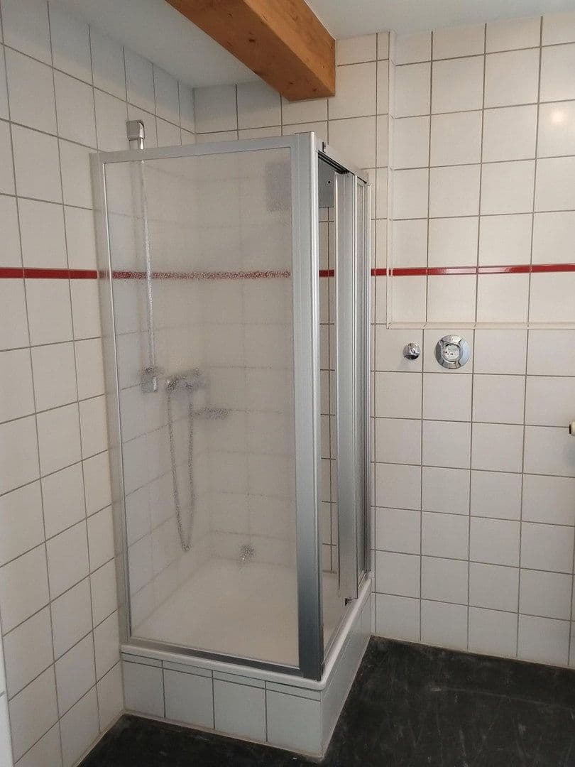 Pronájem bytu 2+1 79 m², Reutlingen, Bádensko-Württembersko Pronájem bytu 2+1 79 m², Reutlingen, Bádensko-Württembersko