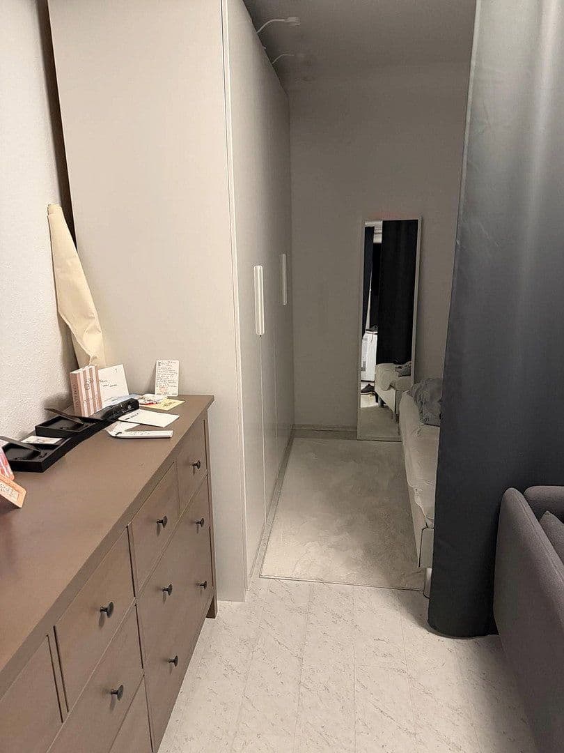Pronájem bytu 1+1 40 m², Mannheim, Bádensko-Württembersko Pronájem bytu 1+1 40 m², Mannheim, Bádensko-Württembersko