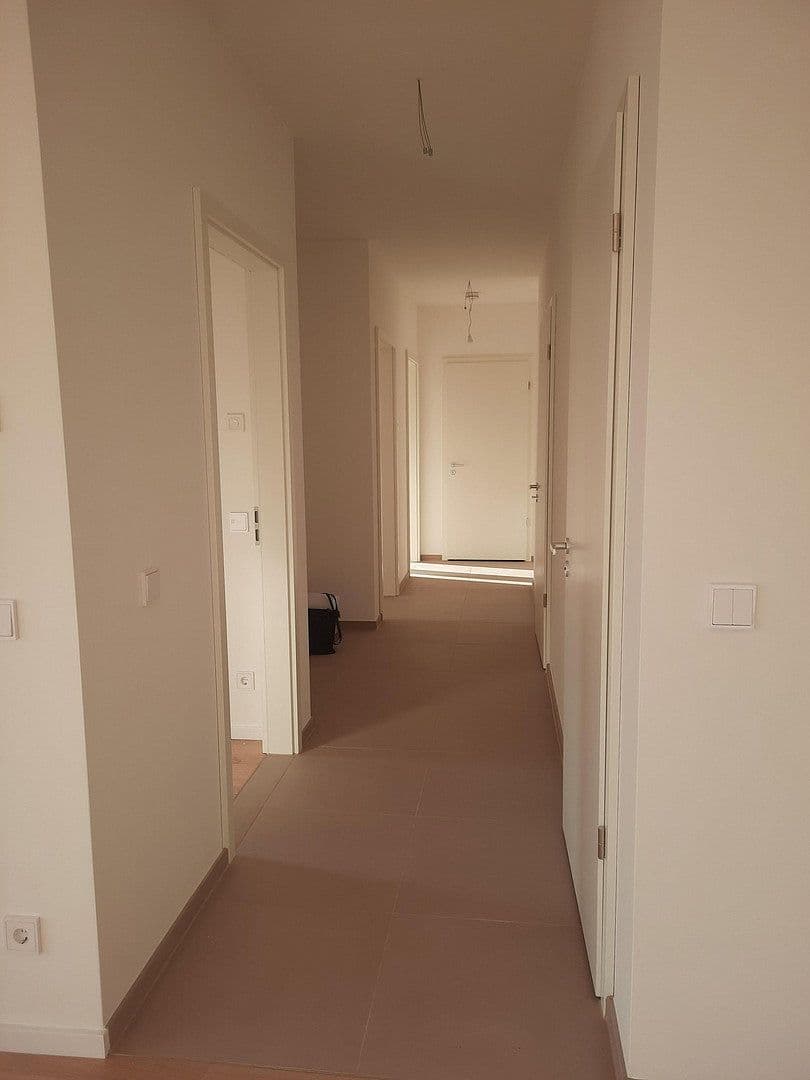 Pronájem bytu 4+1 102 m², Wendenschloßstr. 332b, Berlin, Berlín Pronájem bytu 4+1 102 m², Wendenschloßstr. 332b, Berlin, Berlín