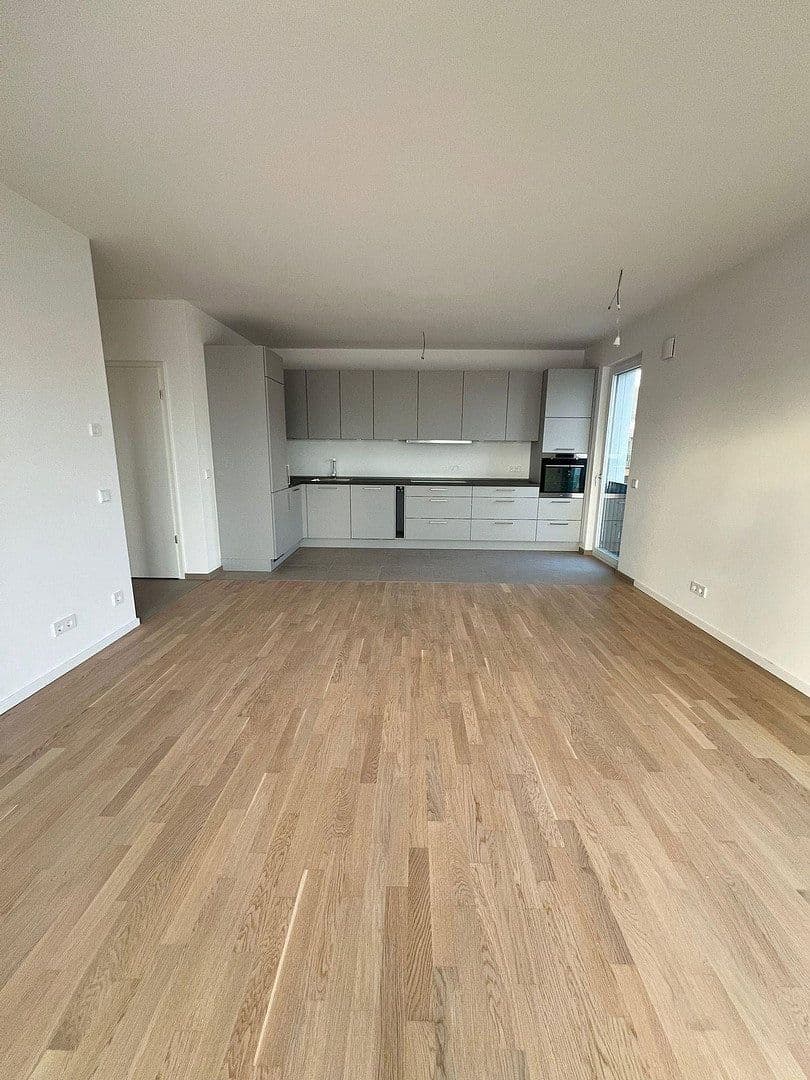 Pronájem bytu 4+1 102 m², Wendenschloßstr. 332b, Berlin, Berlín Pronájem bytu 4+1 102 m², Wendenschloßstr. 332b, Berlin, Berlín