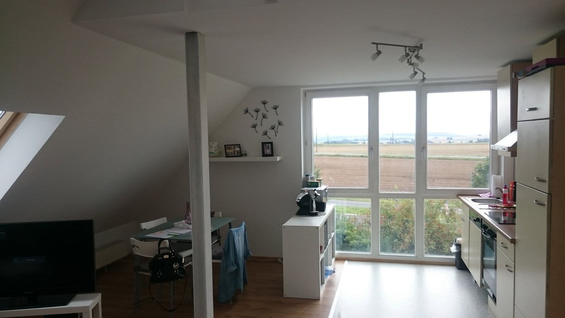 Pronájem bytu 2+kk 63 m², Münstermaifeld, Porýní-Falc Pronájem bytu 2+kk 63 m², Münstermaifeld, Porýní-Falc