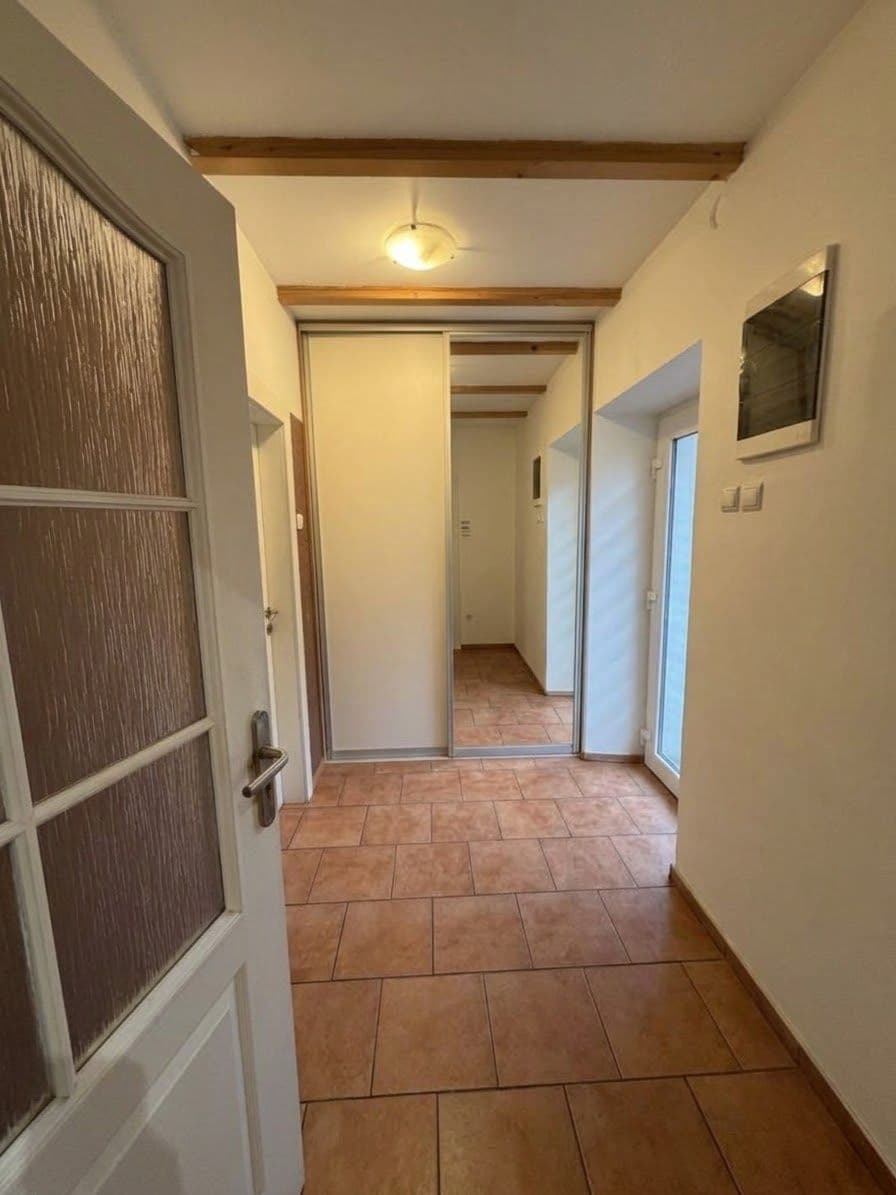 Prodej domu 97 m², pozemek 280 m², Sluhy, Středočeský kraj Prodej domu 97 m², pozemek 280 m², Sluhy, Středočeský kraj