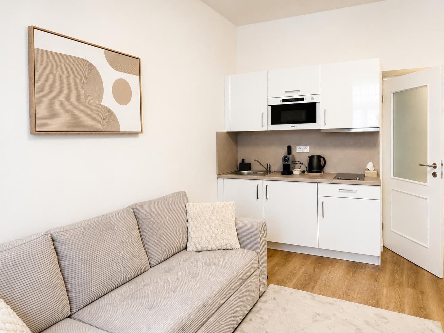 Prodej bytu 1+kk 30 m², Petrská, Praha, Praha Prodej bytu 1+kk 30 m², Petrská, Praha, Praha