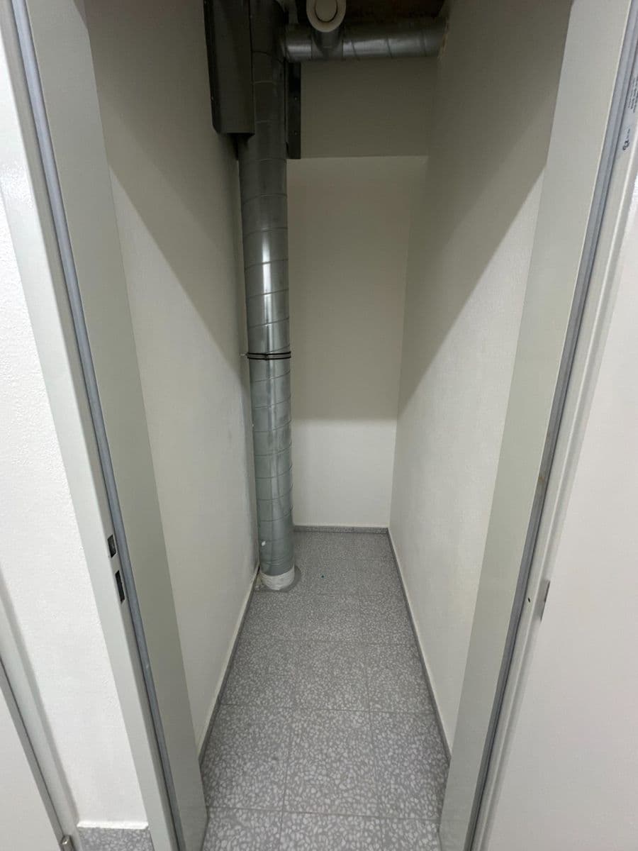 Prodej bytu 1+kk 39 m², Krašovská, Plzeň, Plzeňský kraj Prodej bytu 1+kk 39 m², Krašovská, Plzeň, Plzeňský kraj