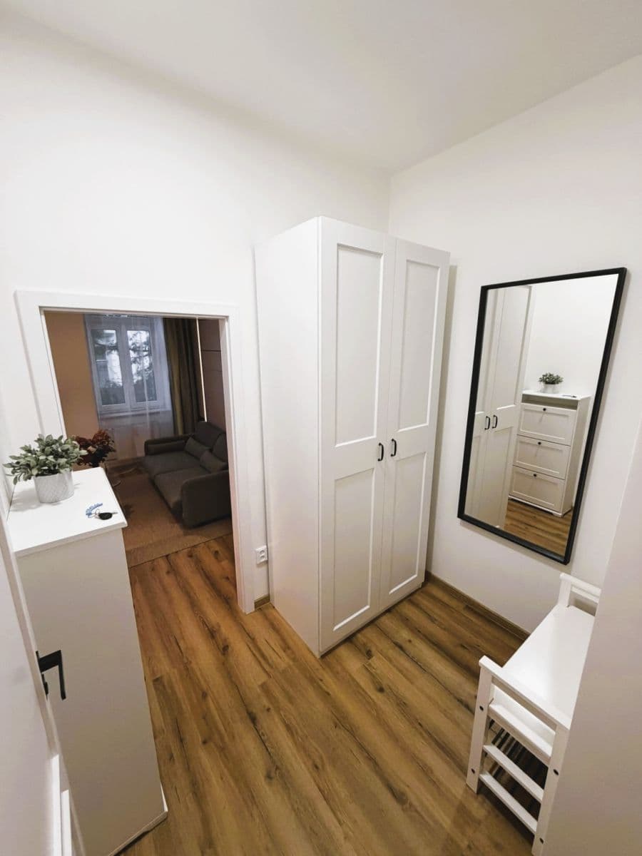 Pronájem bytu 1+kk 22 m², Perunova, Praha, Praha Pronájem bytu 1+kk 22 m², Perunova, Praha, Praha