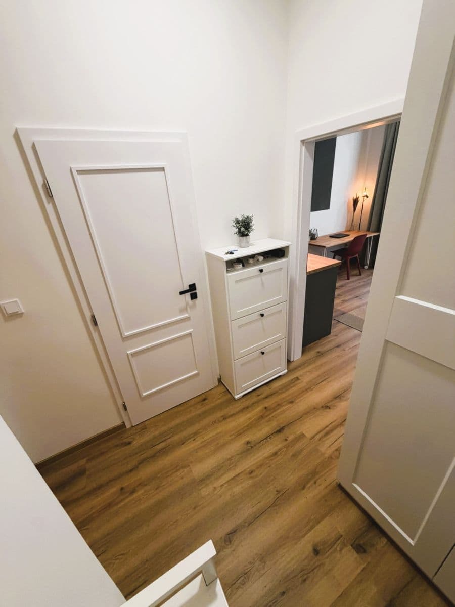 Pronájem bytu 1+kk 22 m², Perunova, Praha, Praha Pronájem bytu 1+kk 22 m², Perunova, Praha, Praha