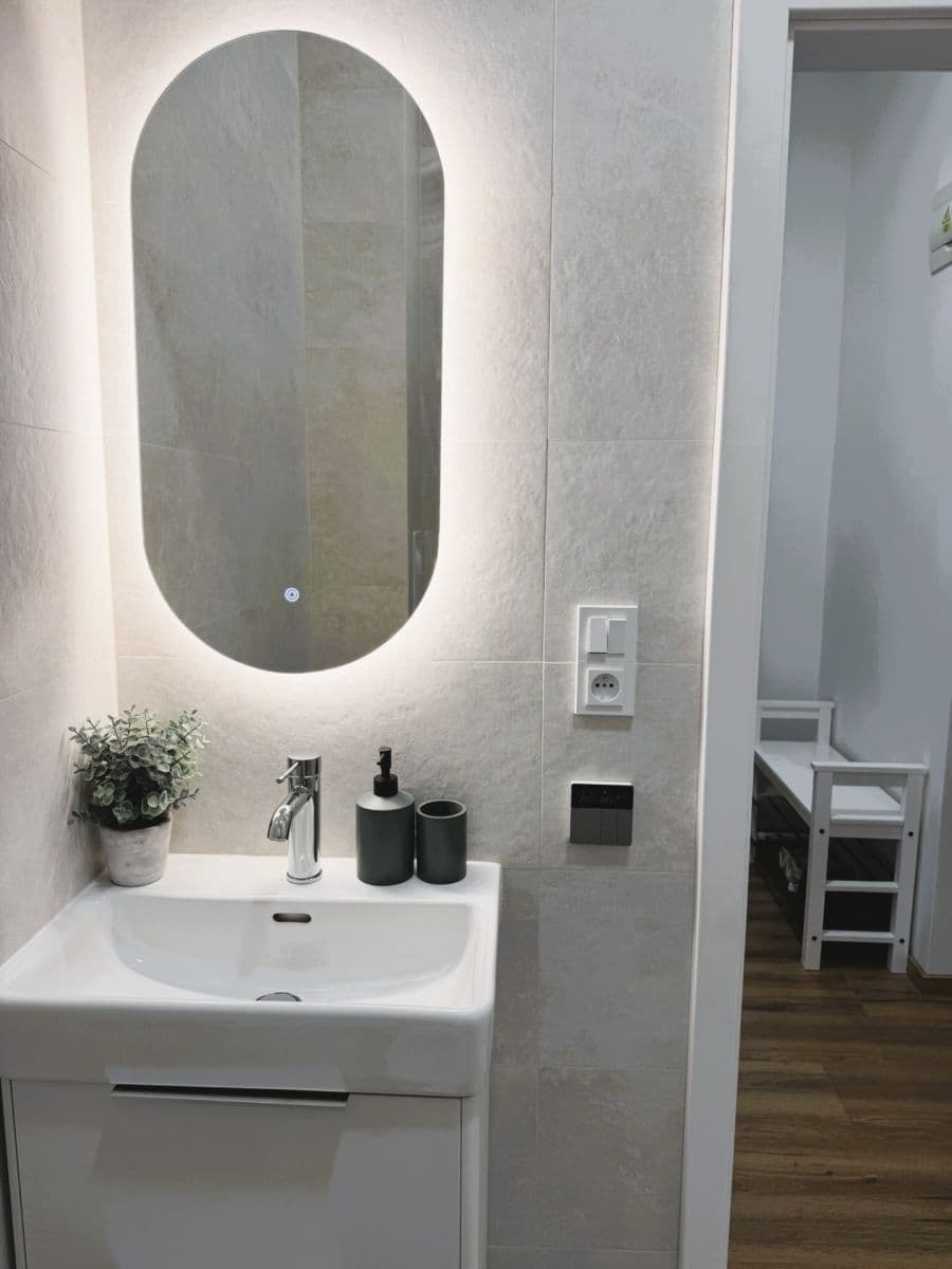Pronájem bytu 1+kk 22 m², Perunova, Praha, Praha Pronájem bytu 1+kk 22 m², Perunova, Praha, Praha
