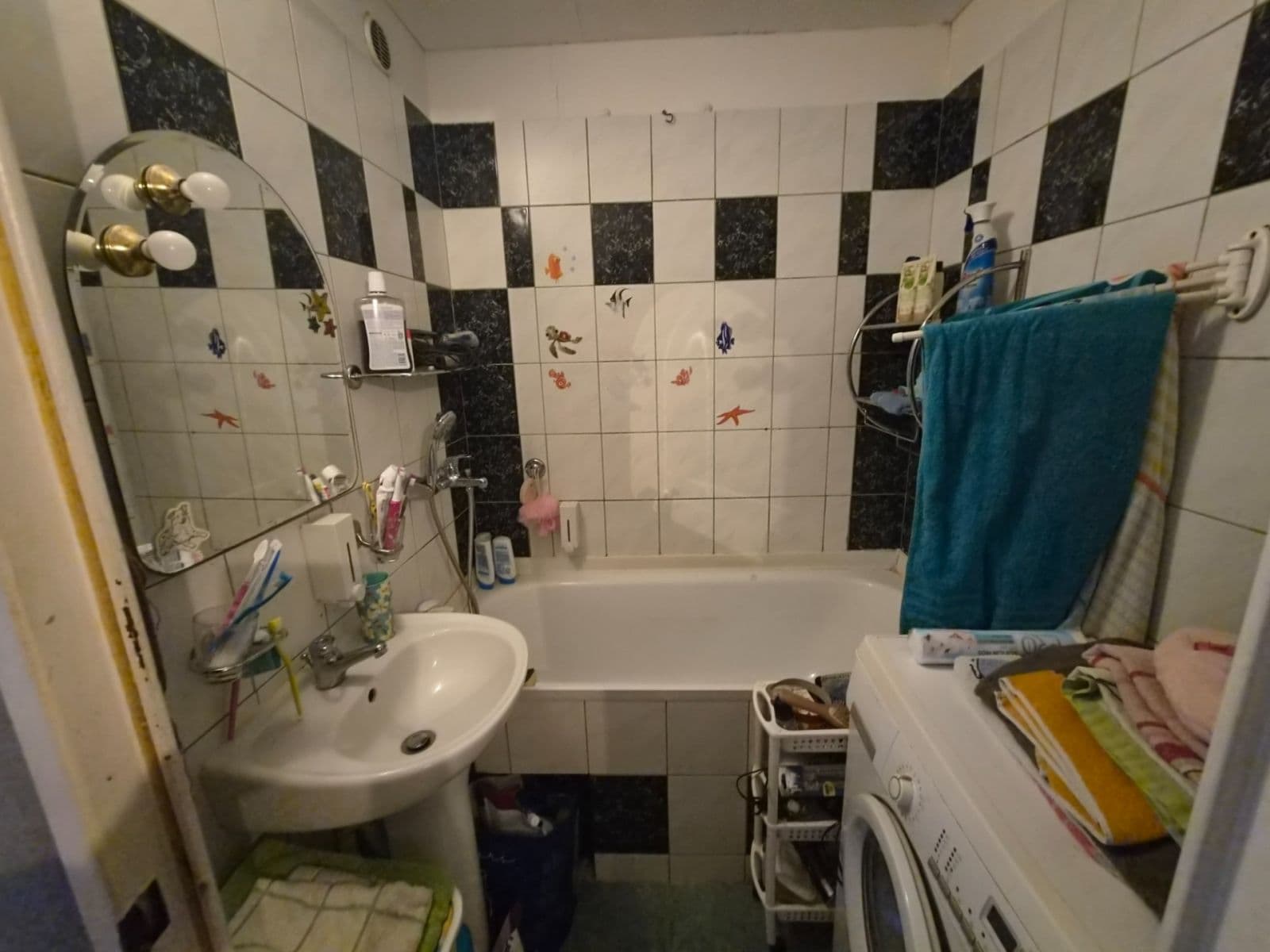 Prodej bytu 3+1 69 m², Kamenný vrch, Chomutov, Ústecký kraj Prodej bytu 3+1 69 m², Kamenný vrch, Chomutov, Ústecký kraj
