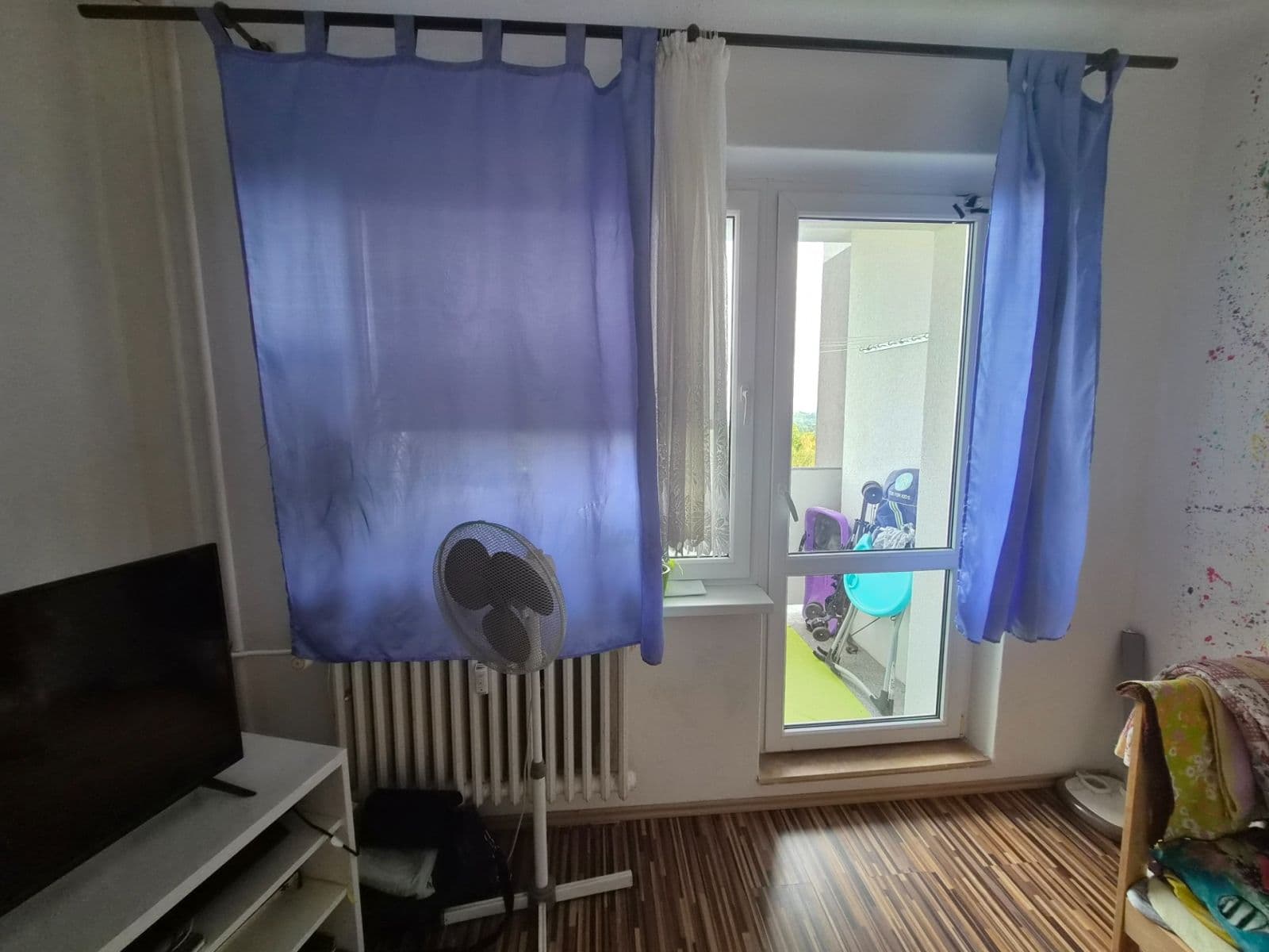 Prodej bytu 3+1 69 m², Kamenný vrch, Chomutov, Ústecký kraj Prodej bytu 3+1 69 m², Kamenný vrch, Chomutov, Ústecký kraj